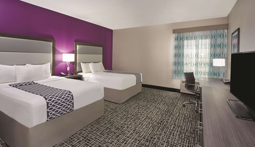 Room, 2 Queen Beds, Accessible, Non Smoking (Mobility)