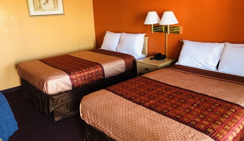 Standard Room, 2 Queen Beds