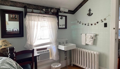 Single Room, Private Bathroom, Garden View (Single)