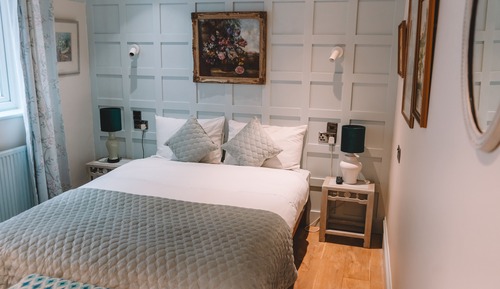Economy Double Room, 1 Bedroom, Ensuite