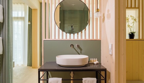 Junior Suite, Balcony, Park View