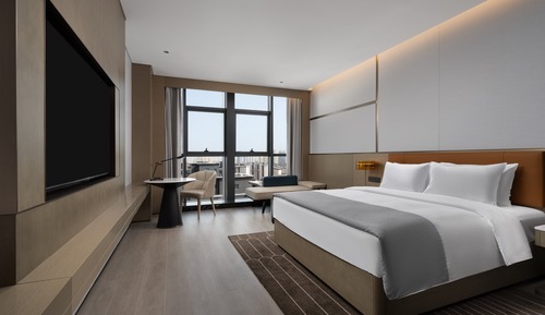 Superior Twin Room, City View