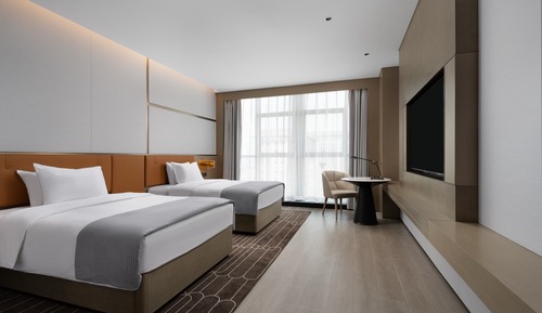 Basic Twin Room, City View