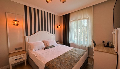 Classic Double Room