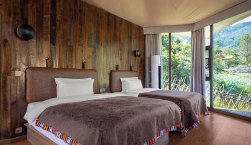 Tent twin room