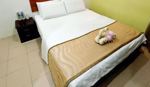 Premium Triple Room