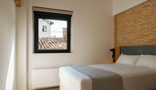 Two-Bedroom Apartment with Sofa Bed