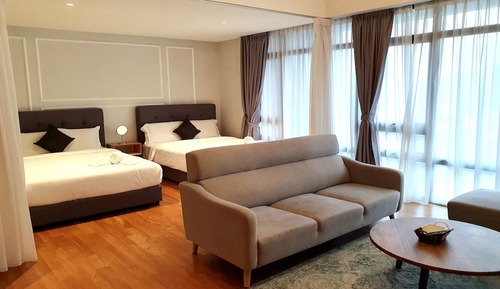 Superior Studio, 2 Queen Beds, Kitchen, City View
