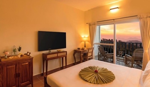 Superior Double Room, Balcony, Valley View