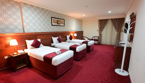 Triple Room