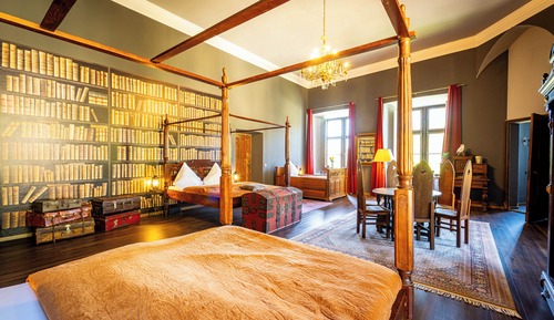 Deluxe Room, Multiple Beds, Garden View