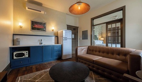 Luxury Suite