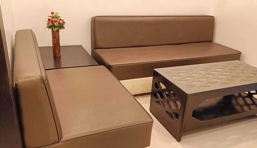 Executive Suite, Executive Level
