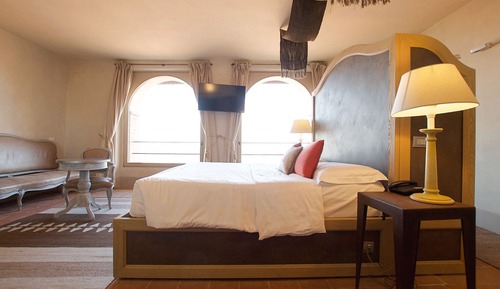 Junior Suite, City View