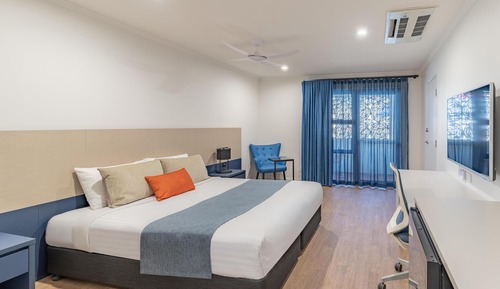 Deluxe Room, 1 King Bed, Non Smoking