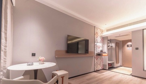Twin Room, River View