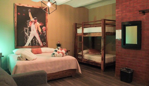 Habitacion Freddy/U2