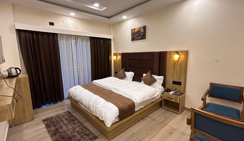 Deluxe Room, City View