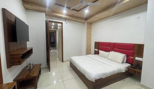 Deluxe Double Room, City View