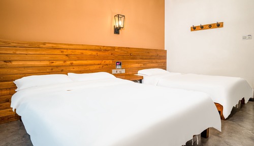 Comfort Triple Room