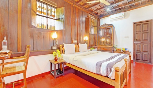 Deluxe Suite, River View