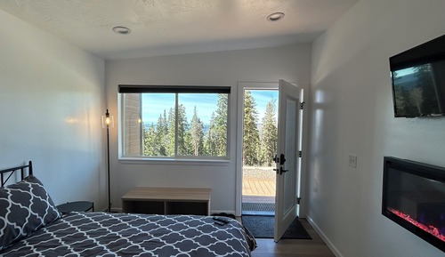 Studio Cabin 1