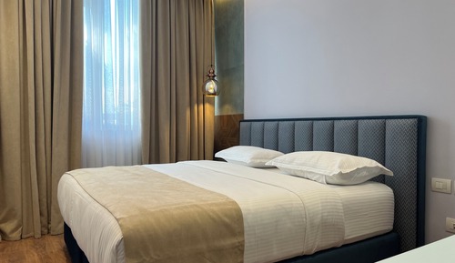 Deluxe Double or Twin Room, Pets Not Allowed, City View