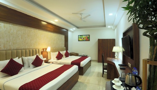 Family Room, City View