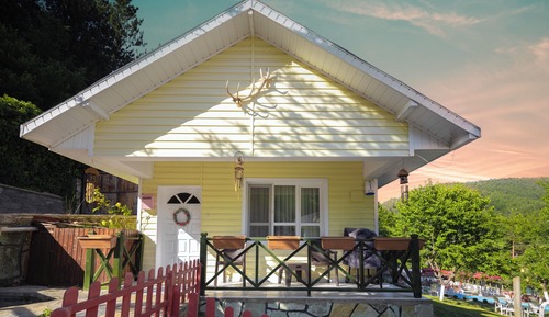 Junior Chalet, Garden View