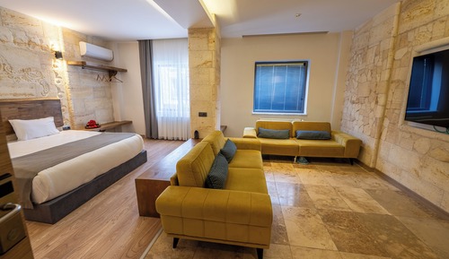 Exclusive Room