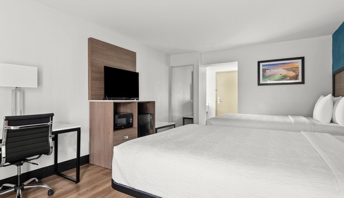 Room, 2 Queen Beds, Non Smoking