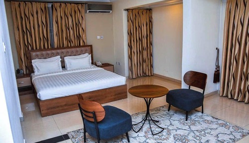 Executive Suite, Balcony, City View