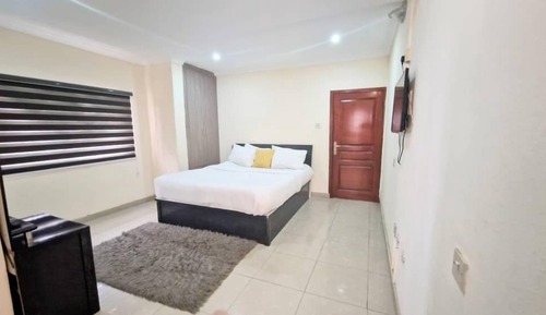 Executive Suite, Balcony
