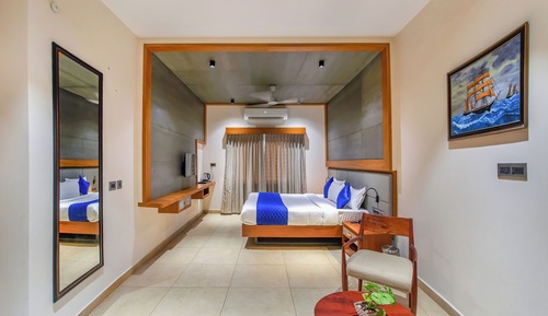 Basic Single Room, City View