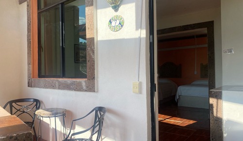 Junior Room, City View