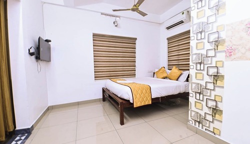 Deluxe Double Room, City View