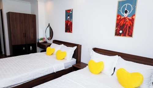 Family Double Room, 2 Queen Beds, Balcony, City View