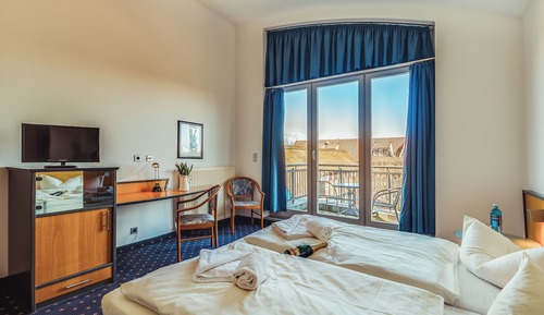 Standard Double Room, Garden View