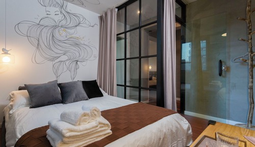 Family Apartment, City View