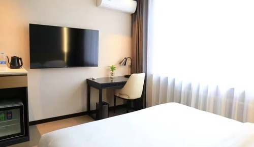 Junior Single Room