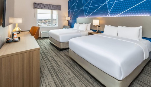 Room, 2 Queen Beds, Mobility Accessible, Non Smoking