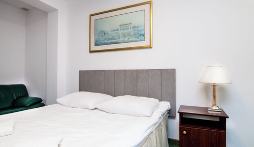 Classic Double Room, Garden View