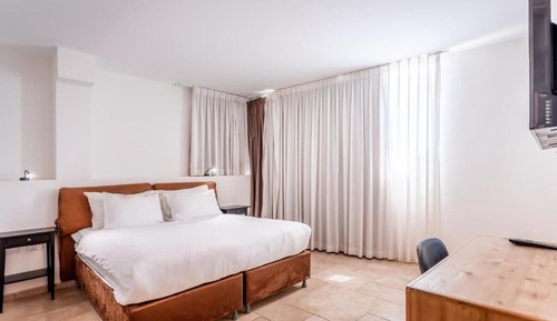 Classic Double Room