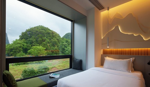 Comfort Double Room, 2 Twin Beds, Mountain View