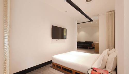 Family Suite, Balcony, Mountain View