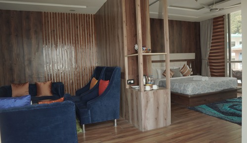 Royal Suite, Mountain View