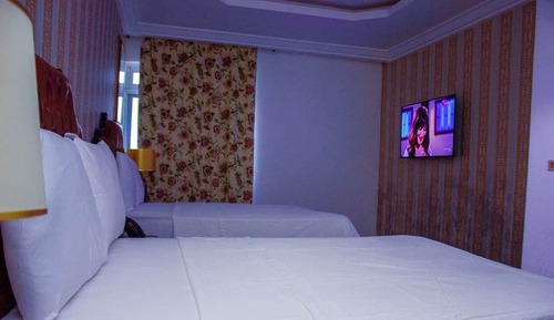 Luxury Suite, Balcony, City View