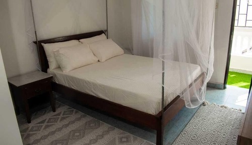 Apartment, 2 Bedrooms, Balcony, City View