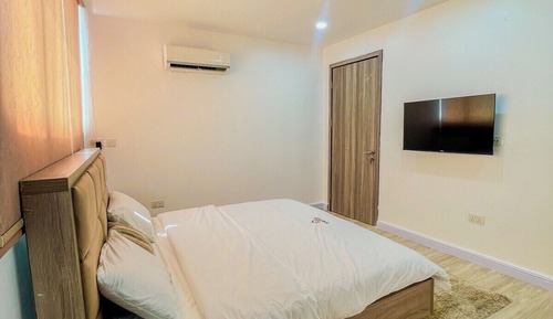 Apartment, 2 Bedrooms, Balcony, City View