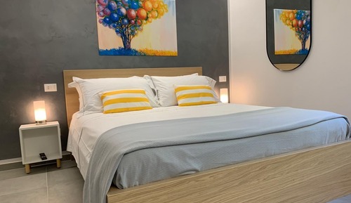 Superior Studio, 1 King Bed with Sofa bed, Garden View